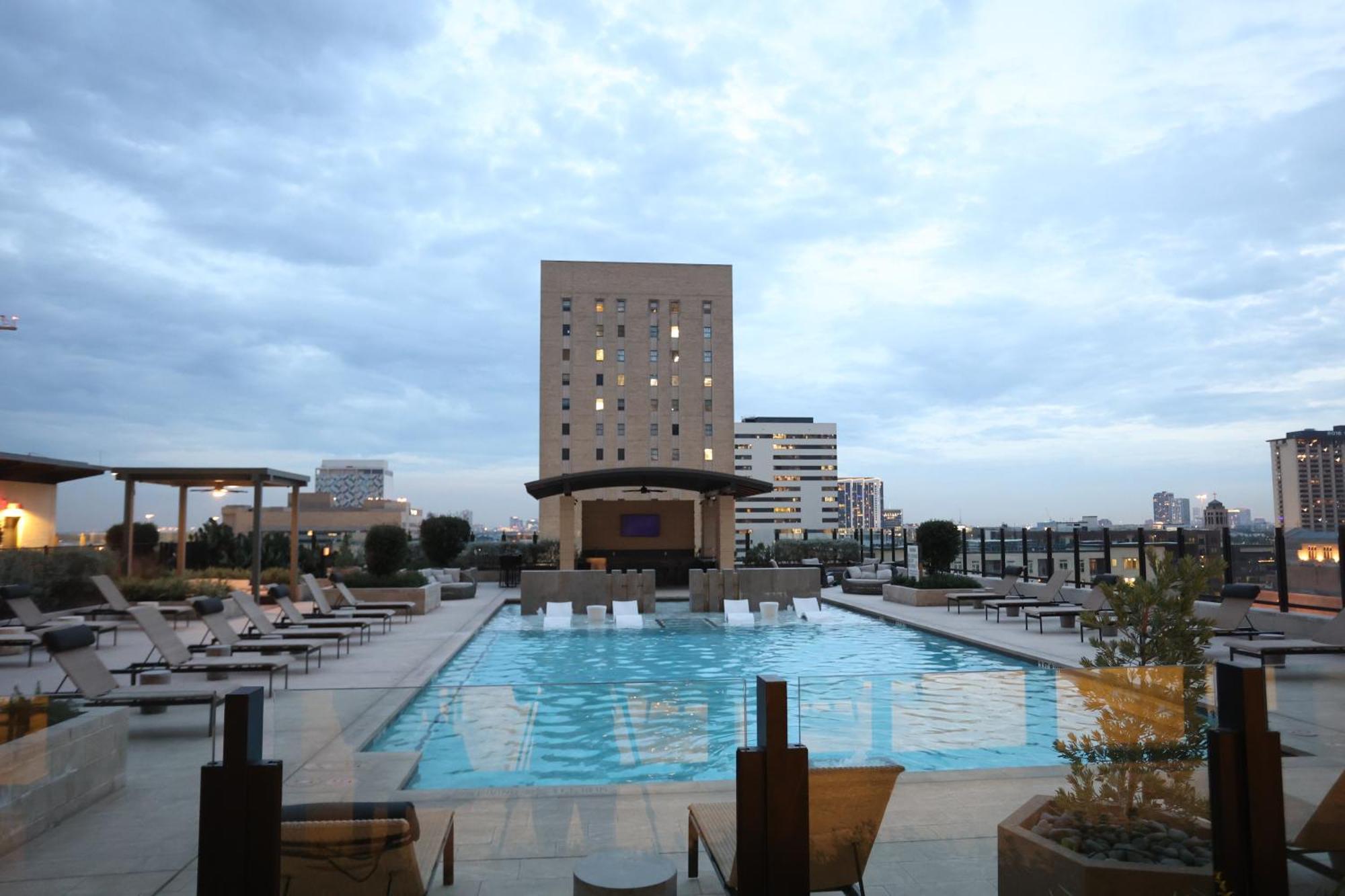 Houston'S Downtown Oasis Aparthotel Esterno foto